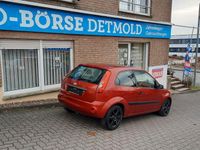 Gebraucht Ford Fiesta Ambiente 69 PS (50 kW) 2006 Orange Kleinwagen