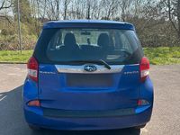 Gebraucht Subaru Trezia 89 PS (65 kW) 2011 Blau Kleinwagen