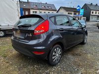 Gebraucht Ford Fiesta 90 PS (66 kW) 2009 Grau Kleinwagen