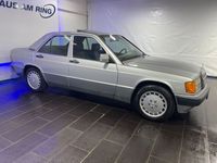 Gebraucht Mercedes 190 163 PS (119 kW) 1991 Brillantsilber metallic Limousine