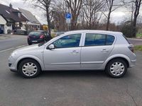 Używany Opel Astra 116 KM (85 kW) 2009 Szary Hatchback
