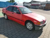 Gebraucht BMW 316 99 PS (72 kW) 1992 Rot Limousine
