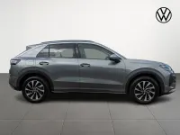 Neu VW T-Roc Life 150 PS (110 kW) 2026 Grau SUV