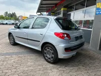 Gebraucht Peugeot 206+ 60 PS (44 kW) 2009 Kleinwagen