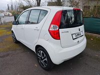 Gebraucht Suzuki Splash Basic 65 PS (47 kW) 2009 Weiß Kleinwagen