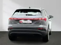 Gebraucht Audi Q4 e-tron Comfort 125 kW (170 PS) 2023 Kieselgrau SUV
