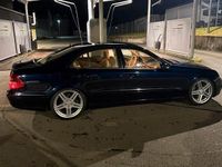Gebraucht Mercedes E270 177 PS (130 kW) 2003 Blau Limousine