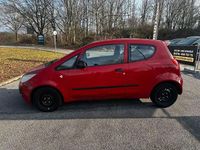 Gebraucht Mitsubishi Colt Inform 75 PS (55 kW) 2006 Rot Limousine