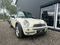 Używany Mini Cooper 116 KM (85 kW) 2004 Beżowy Hatchback
