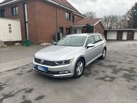Gebraucht VW Passat Comfortline 150 PS (110 kW) 2018 Silber Kombi