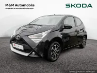 Gebraucht Toyota Aygo X-play 72 PS (52 kW) 2020 Schwarz Kleinwagen