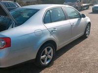 Gebraucht VW Jetta 150 PS (110 kW) 2007 Silber Limousine