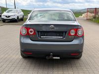 Usata VW Jetta 140 CV (102 kW) 2009 Grigio Berlina