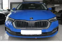 Gebraucht Skoda Octavia Ambition 204 PS (150 kW) 2023 Blau Kombi