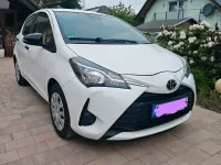 Gebraucht Toyota Yaris 69 PS (50 kW) 2017 Weiß Kleinwagen