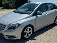 Gebraucht Mercedes B200 Sport 156 PS (114 kW) 2014 Silber Kleinwagen