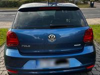 Gebraucht VW Polo LOUNGE 75 PS (55 kW) 2015 Blau Kleinwagen