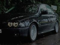 Gebraucht BMW 528 193 PS (141 kW) 2000 Schwarz Limousine