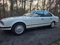 Gebraucht BMW 524 116 PS (85 kW) 1988 Weiß Limousine