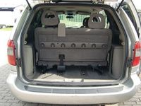 Gebraucht Chrysler Voyager 194 PS (142 kW) 2003 Silber Van / Kleinbus