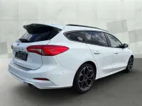 Gebraucht Ford Focus ST-Line 150 PS (110 kW) 2020 Frostweiß Kombi