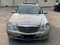 Gebraucht Mercedes E280 190 PS (139 kW) 2009 Grau Kombi