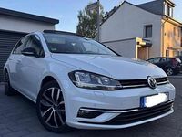 Gebraucht VW Golf VII 150 PS (110 kW) 2019 Weiß Kleinwagen