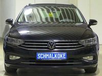 Gebraucht VW Passat Business 150 PS (110 kW) 2022 Deep black pearlescent (metallic) Kombi