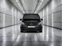 Gebraucht Mercedes V250 Style 190 PS (139 kW) 2026 Schwarz Van / Kleinbus