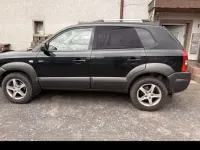 Gebraucht Hyundai Tucson 141 PS (103 kW) 2006 Schwarz SUV