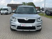 Gebraucht Skoda Yeti Joy 125 PS (91 kW) 2016 Stribrna brilliant/ brilliantsil metallic SUV
