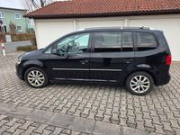 Gebraucht VW Touran Highline 140 PS (102 kW) 2012 Schwarz Van / Kleinbus