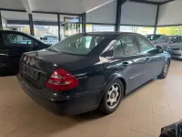 Second-hand Mercedes E200 163 CP (119 kW) 2004 Albastru Berlinǎ