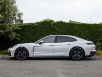 Gebraucht Porsche Panamera 4 470 PS (345 kW) 2025 Grau Kleinwagen