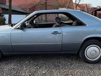 Gebraucht Mercedes 230 132 PS (97 kW) 1988 Grau Coupé