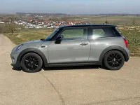 Używany Mini Cooper Pepper 136 KM (100 kW) 2018 Szary Hatchback