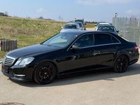 Gebraucht Mercedes E250 204 PS (150 kW) 2012 Schwarz Limousine
