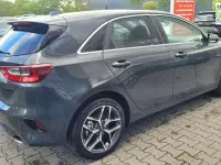 Nowe Kia Ceed Gold 140 KM (102 kW) 2026 Szary Hatchback