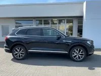 Gebraucht VW Touareg Elegance 286 PS (210 kW) 2021 Blau SUV