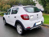 Gebraucht Dacia Sandero Prestige 90 PS (66 kW) 2014 Weiß Kleinwagen