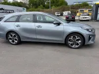 Gebraucht Kia Ceed 136 PS (100 kW) 2019 Silber Kleinwagen