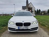 Gebraucht BMW 530 Performance 258 PS (189 kW) 2013 Weiß Limousine