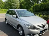 Gebraucht Mercedes B180 AMG Edition 1 122 PS (89 kW) 2012 Silber Van / Kleinbus
