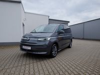 Gebraucht VW T7 Style 150 PS (110 kW) 2023 Grau Van