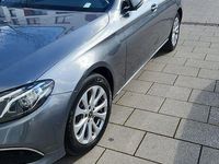 Gebraucht Mercedes E220 Avantgarde 194 PS (142 kW) 2017 Grau Limousine