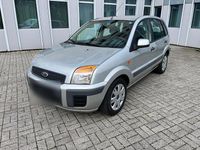 Gebraucht Ford Fusion 80 PS (58 kW) 2011 Silber Kleinwagen