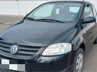 Second-hand VW Fox 75 CP (55 kW) 2006 Negru Hatchback