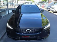 Gebraucht Volvo V60 R-Design 341 PS (250 kW) 2020 Onyx black / metallic Kombi