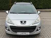 Gebraucht Peugeot 207 Family 95 PS (69 kW) 2011 Silber Kombi