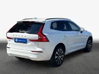 Gebraucht Volvo XC60 Core 197 PS (144 kW) 2023 Weiß SUV